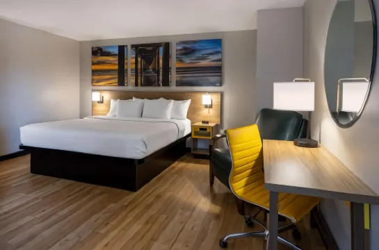 Days Inn by Wyndham Pleasant Prairie Kenosha Hotels in Kenosha County