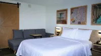 Airport Waterfront Inn