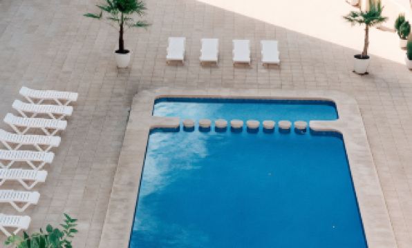 Apartamentos Turisticos Biarritz - Bloque I - Housity