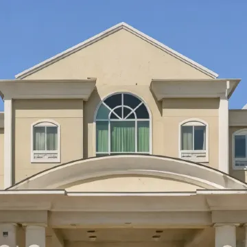 LAKE TEXOMA INN AND SUITES by IHG