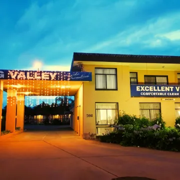 Big Valley Lakeside Paradise Motor Inn