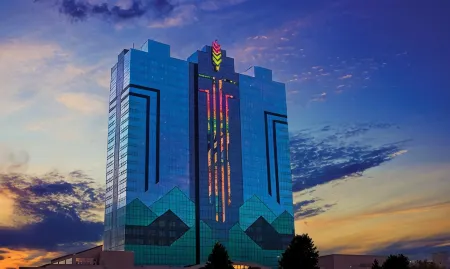 Seneca Niagara Resort & Casino Отели рядом с достопримечательностью «Водопады Бридал Вейл»