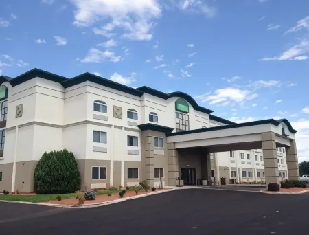 Wingate by Wyndham Pueblo