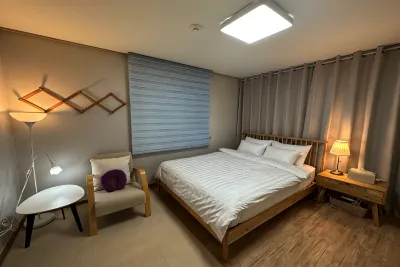 Jeju Maple Stay Aewol Hotels in Aewol-eup