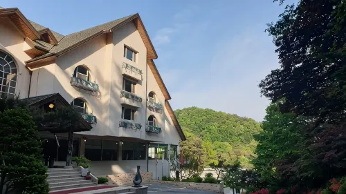 Hotel Chalet Hotels in Cheongyang-gun