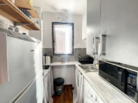 Studio with terrace, sea and mountain view