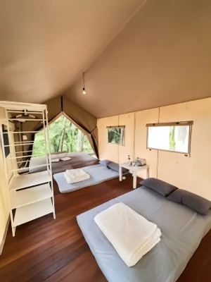 Banyu Pinus Camper Park Hotel a Sagalaherang