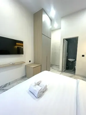 Senyaman Homes Babura住宿飯店