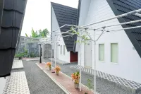 RedDoorz @ MyRoom Umy