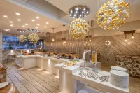 De Glance Hotel Hotels in Surat