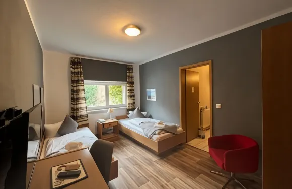 伊格佩施拉弗斯圖本和闊提爾朗格哈爾斯酒店