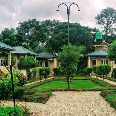 Tharu Mahal Hotel Exterior
