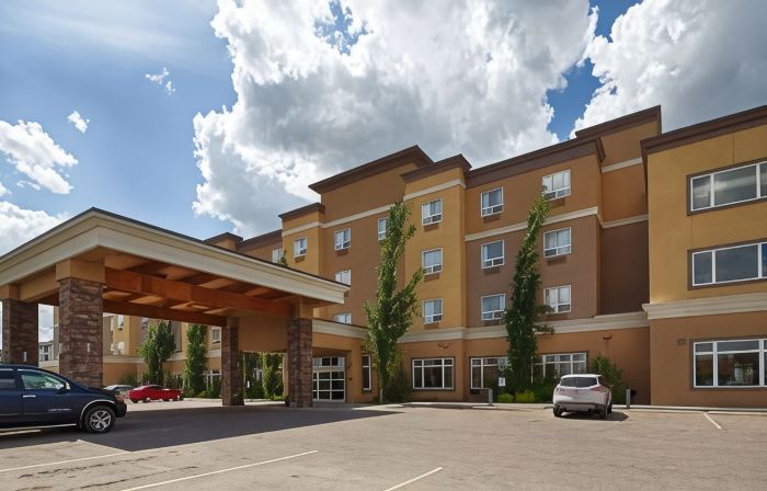 Best Western Sunrise Inn  Suites