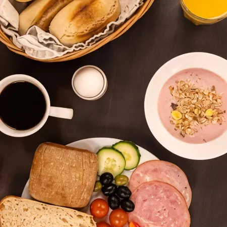 Hotel Aveny Bed & Breakfast