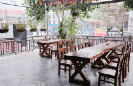 RAW Hostel - Ha Giang Loop Tour & Motorbikes Rental