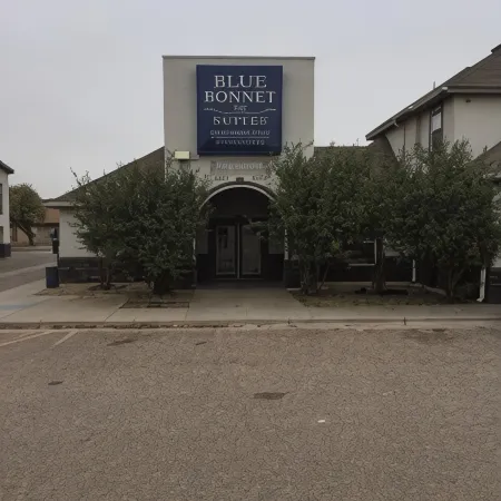 Blue Bonnet Suites -Lubbock, TX - Medical Center