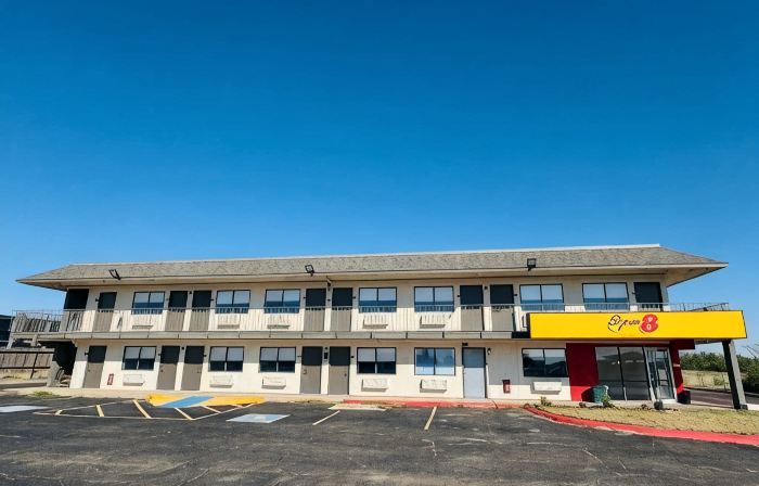 Super 8 by Wyndham Big Spring