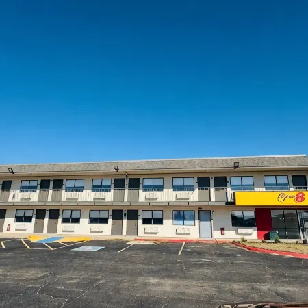 Super 8 by Wyndham Big Spring
