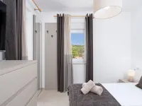 Luxury apartments Lun - Apt 4 Hotels in Lun