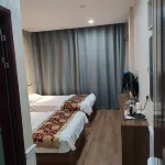 Dongfang Hotel (Feixian Shengli Road Store) - Bãi đậu xe
