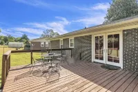 Family-Friendly 3/2 Home Near Prisma, Fenced Yard