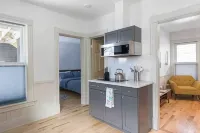 Cityscape Sanctuary: parking+laundry - 2-Star