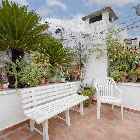 Corte Fiorita - City Center historical stay