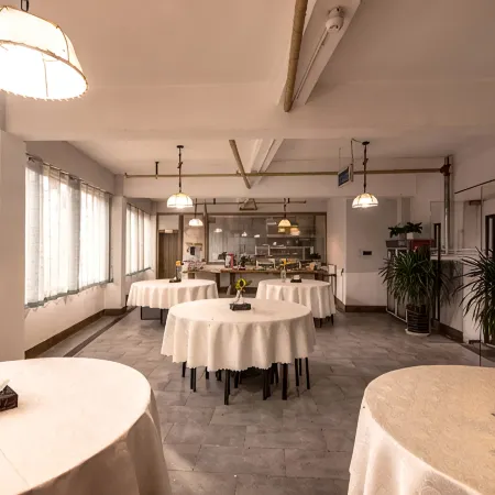 Yuexi A'xia Manor Hotel