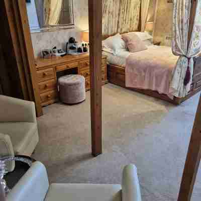 Virginia Cottage Guest House Rooms