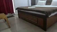 Hotel Trishla Inn Lodging & Boarding