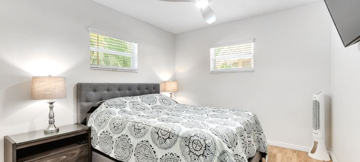 Pool Home W Beautiful Tiki Hut - 3 Bed 3 Bath. 1 Mile from Beach! Ξενοδοχεία στην πόλη Boca Raton