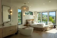 Ultra Luxury Chelan Lake House w/ Sauna, Steam Room, Cold Plunge, and Hot Tub - Balkon