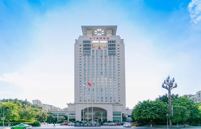 Eyring Daqian International Hotel