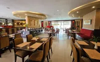 Grand Tembaga Hotel - parking