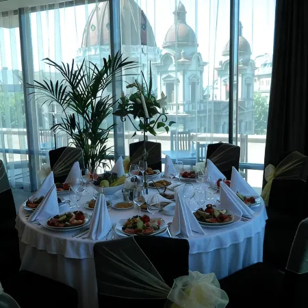 Grand Hotel