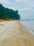Lake Views, Short Walk to Water, Joy Rock Garden, Sleeps 7