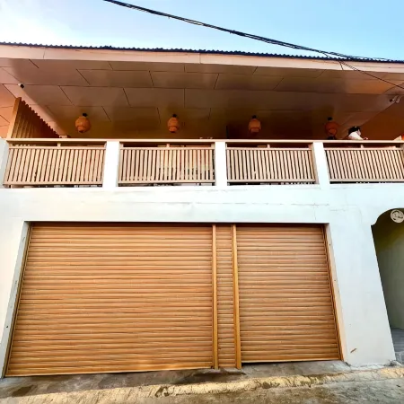 L Casa