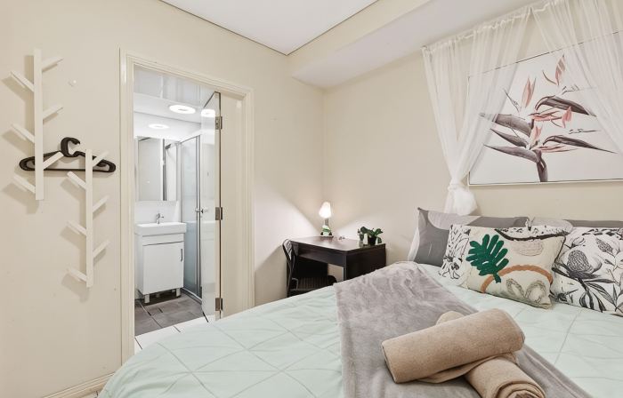 Bright & Cozy Rooms Near CBD & Universities
