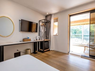 Ever Miracle Hotel