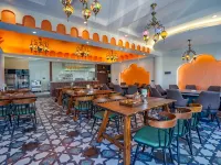 Nalati | Next Stop Resort · Lodge · Villa Designer Boutique Stay (Nalati Scenic Area) - sarapan