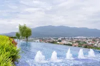 Astra Sky River, Luxury apartment, Top pool - مسبح غير متناهي