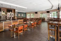 Four Points by Sheraton Surrey - breakfast