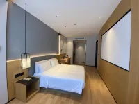 Nanjing Olympic Sports Expo Center UEASY Hotel