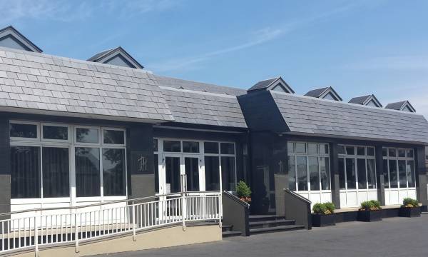 Flannery's Hotel
