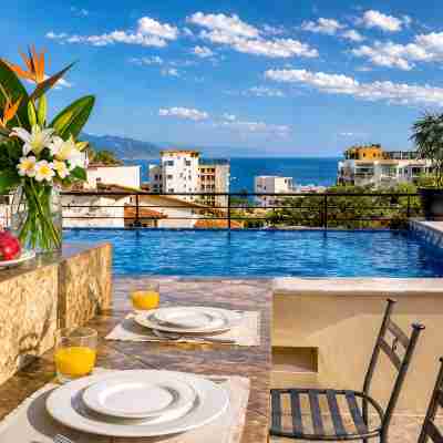 Dreamy Beach Retreat Studio Romantic Zone Pool Ocean View Fitness & Recreational Facilities