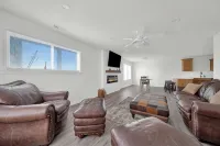 Algonac's Riverview Retreat - Homestays