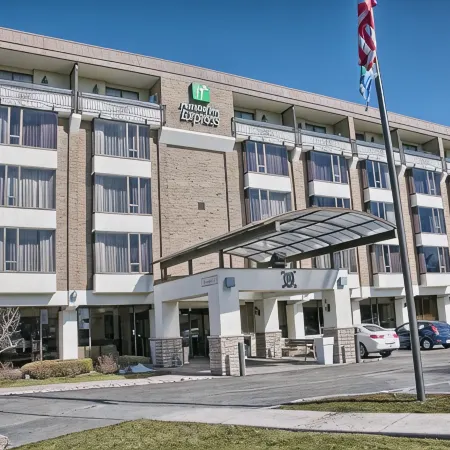 Holiday Inn Express BIRMINGHAM - REDDITCH by IHG Отели в г. Реддич