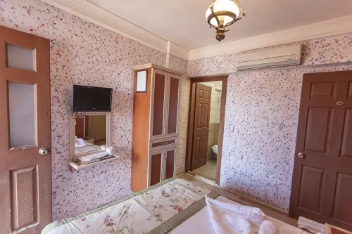 Mevsim Otel
