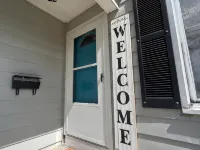 Newly remodeled home in Historic Hermann Wine Counrtry. Hotels in Hermann