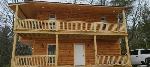 Cedar Lodge, serene all wood escape in Blue Ridge - Alphydda